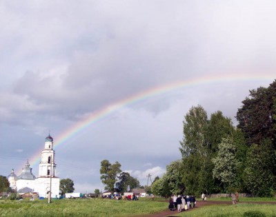 Радуга над Великорецким.jpg